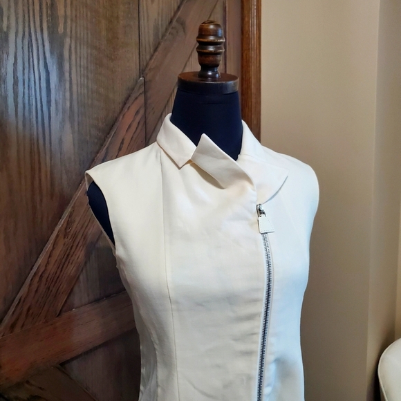 Akris Overcoat - Picture 3 of 7